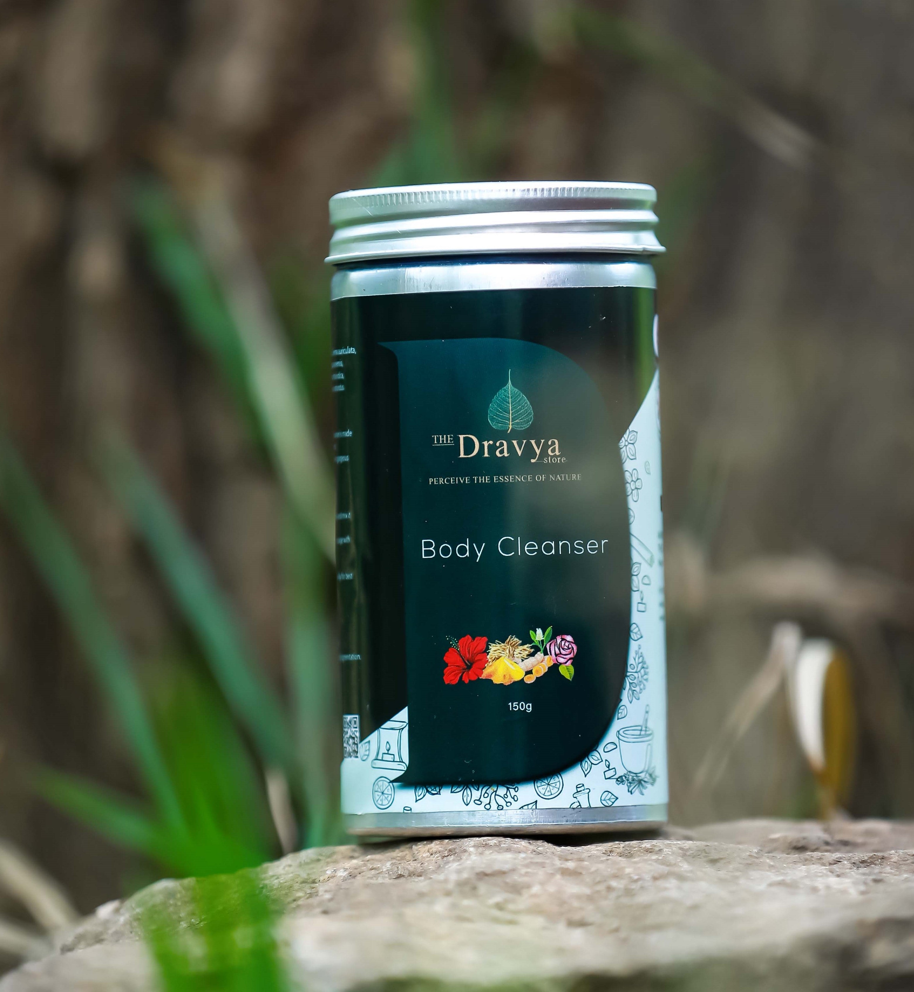 Gentle ayurvedic cleanser for both face and body - Ayurvedic ubtan enriched with 15 herbs - For smooth and bright skin